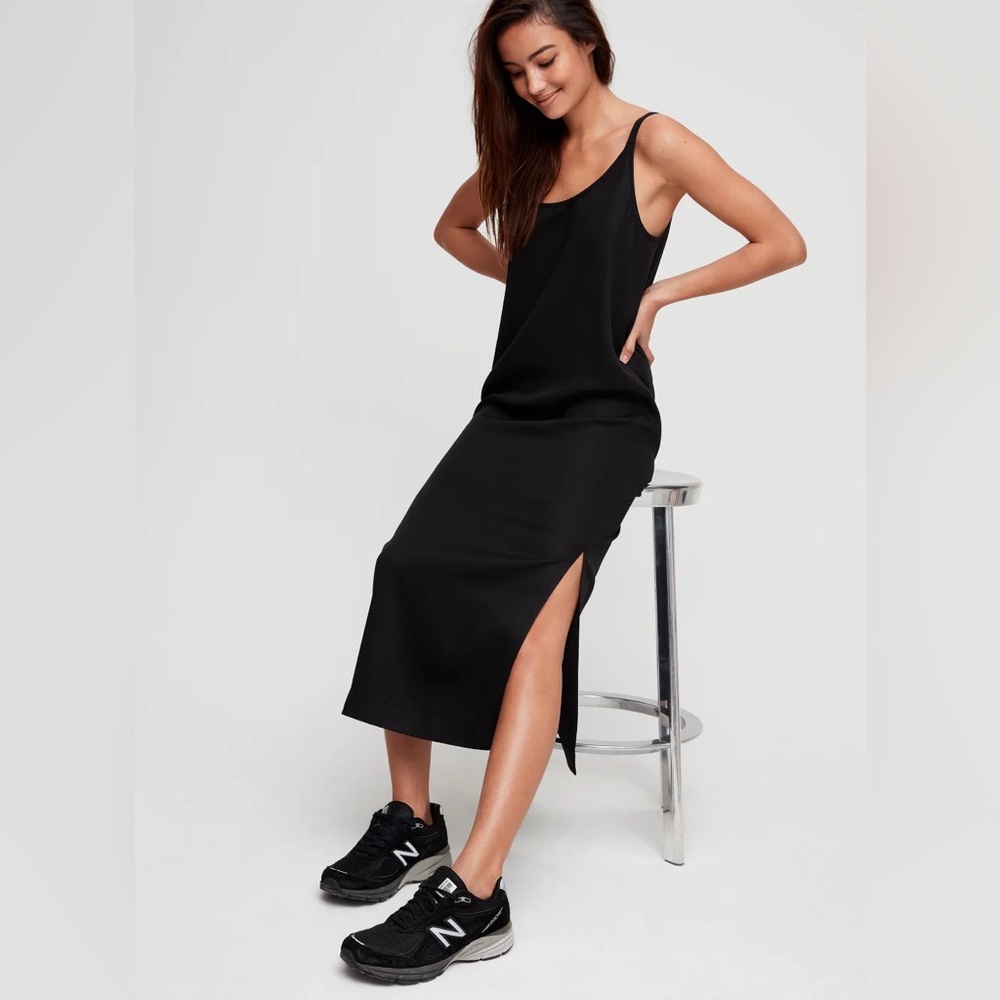 Aritzia BABATON Elegant jersey Black Sleeveless Dress midi maxi with slit
